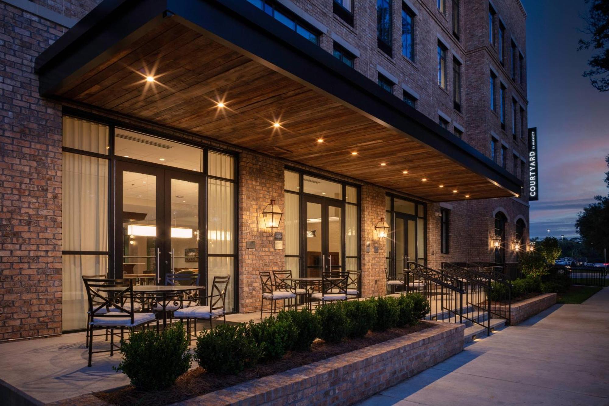Courtyard By Marriott Thomasville Downtown Exterior foto
